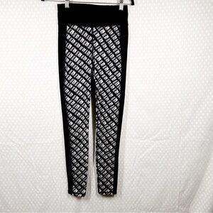 Sweaty‎ Betty Black Geometric Print The Zero Gravity High Rise Leggings